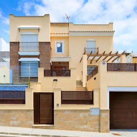 Villa Serenaネルハ エクステリア 写真